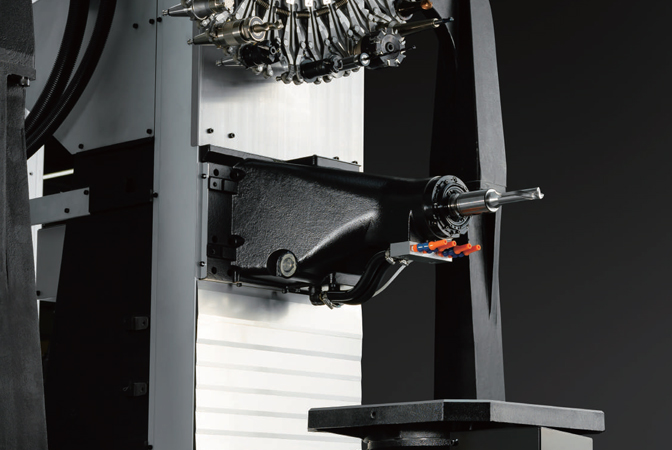 Die hochsteife Maschinenstruktur und der hocheffiziente Spindelmotor ermöglichen ein breites Spektrum an Bearbeitungen.